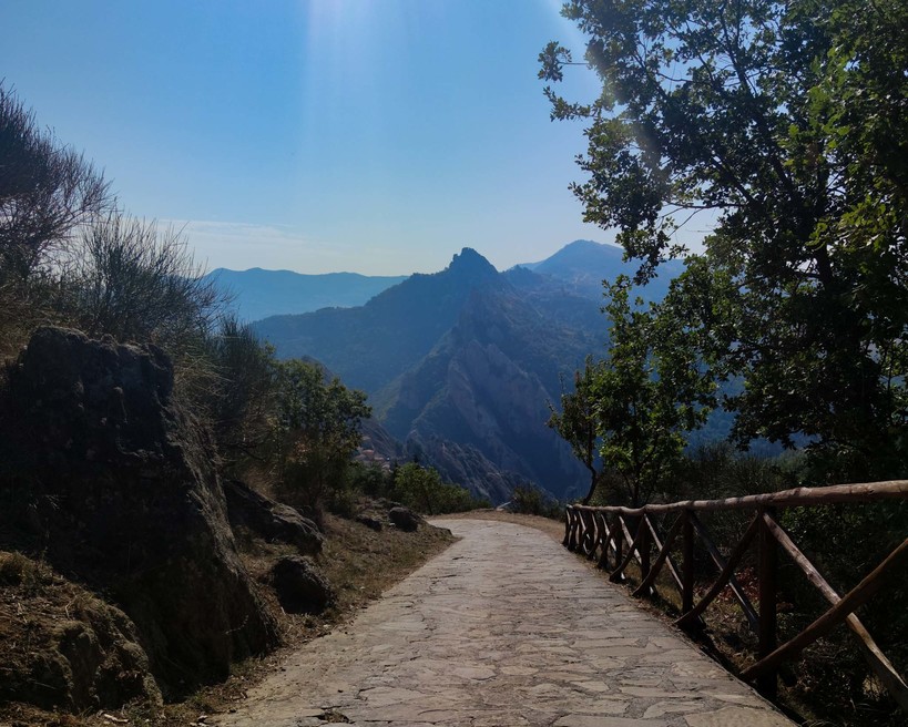 hiking in Castelmezzano