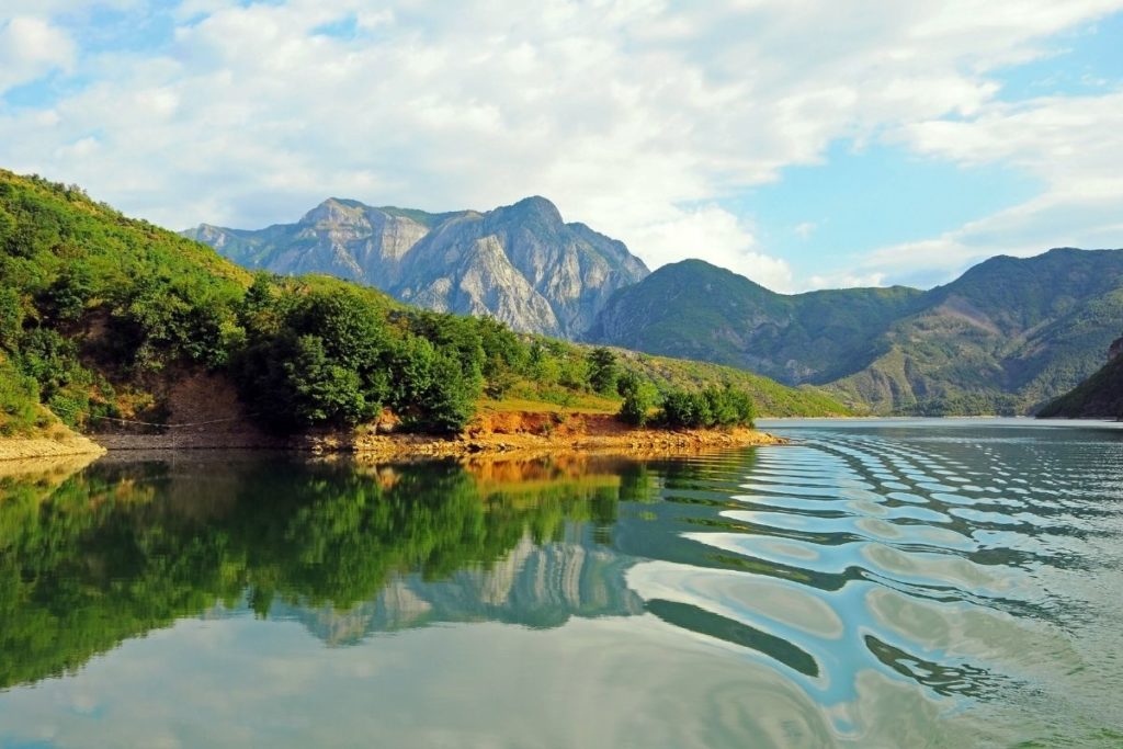 Komani Lake